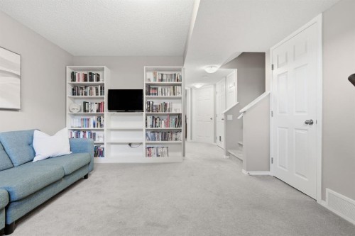 4008 New Brighton Grove Se, Calgary, AB - Indoor