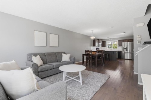 4008 New Brighton Grove Se, Calgary, AB - Indoor Photo Showing Living Room