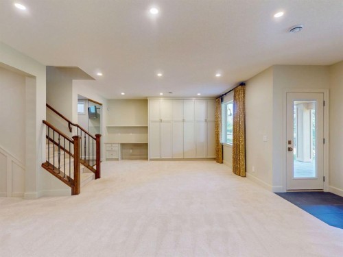 54 Royal Ridge Mount Nw, Calgary, AB - Indoor