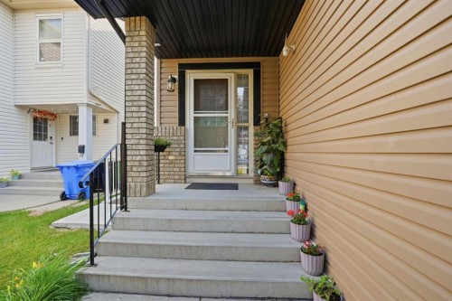 54 Saddlecreek Crescent Ne, Calgary, AB - Outdoor With Exterior