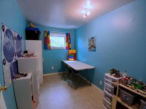 3808 49A Avenue, Innisfail, AB - Indoor