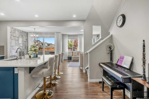 34 Seton Road Se, Calgary, AB - Indoor