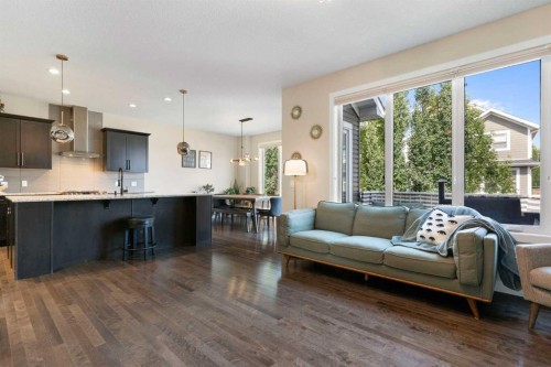 434 River Heights Drive, Cochrane, AB - Indoor