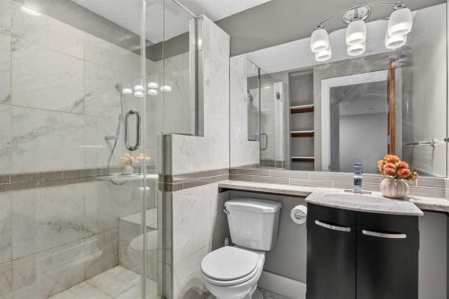 813 Prestwick Circle Se, Calgary, AB - Indoor Photo Showing Bathroom