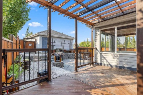 813 Prestwick Circle Se, Calgary, AB - Outdoor With Exterior