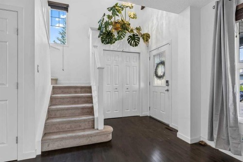 813 Prestwick Circle Se, Calgary, AB - Indoor Photo Showing Other Room