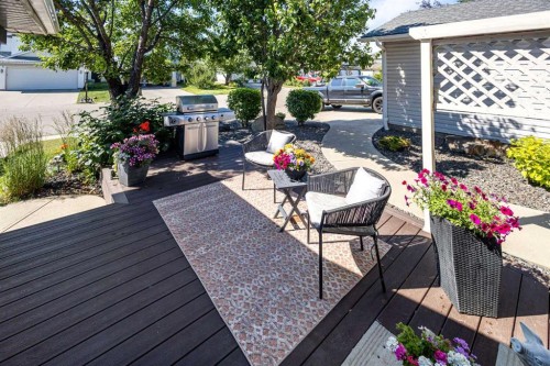 151 Citadel Close Nw, Calgary, AB - Outdoor With Deck Patio Veranda