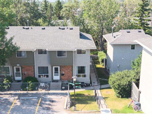 16-6915 Ranchview Drive Nw, Calgary, AB - Outdoor With Facade