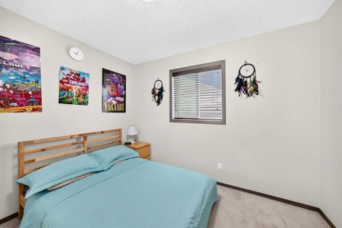 251 Skyview Point Road Ne, Calgary, AB - Indoor Photo Showing Bedroom