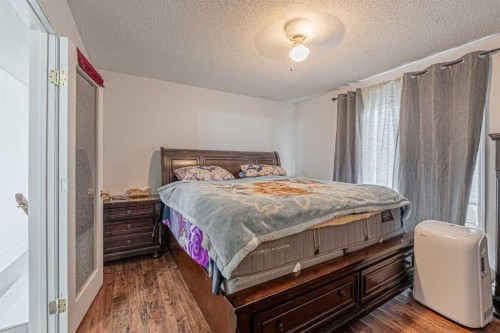 35 Martin Crossing Park Ne, Calgary, AB - Indoor Photo Showing Bedroom