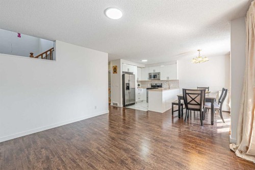 35 Martin Crossing Park Ne, Calgary, AB - Indoor