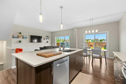 230 Auburn Crest Way Se, Calgary, AB - Indoor Photo Showing Kitchen