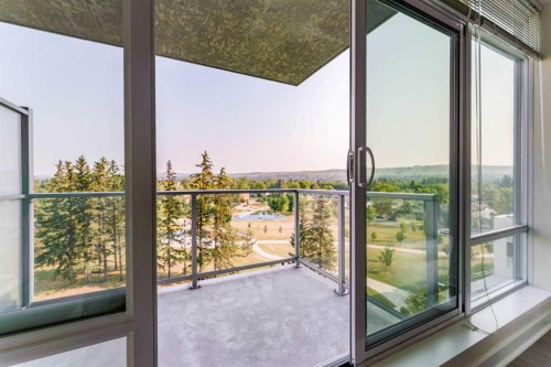 511-30 Brentwood Common Nw, Calgary, AB -  Photo Showing Other Room