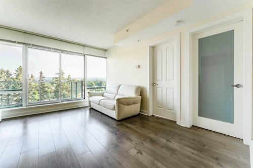 511-30 Brentwood Common Nw, Calgary, AB - Indoor Photo Showing Other Room