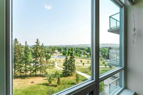 511-30 Brentwood Common Nw, Calgary, AB -  Photo Showing Other Room