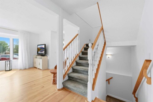 224 Erin Dale Place Se, Calgary, AB - Indoor Photo Showing Other Room
