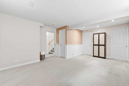 224 Erin Dale Place Se, Calgary, AB - Indoor Photo Showing Other Room