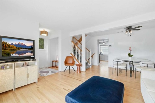 224 Erin Dale Place Se, Calgary, AB - Indoor Photo Showing Living Room