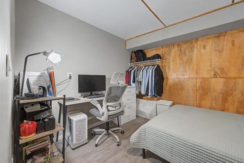 1600 Copperfield Boulevard Se, Calgary, AB - Indoor Photo Showing Office