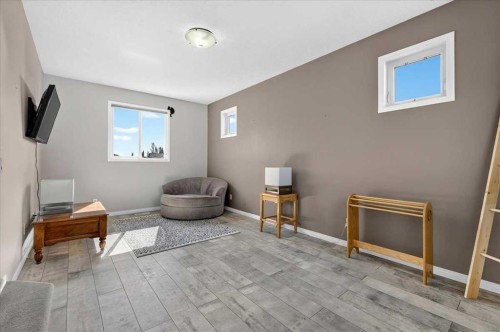 21 Mcintyre Place Nw, Langdon, AB - Indoor