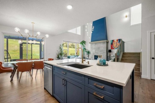 52 Cranbrook Cape Se, Calgary, AB - Indoor Photo Showing Kitchen