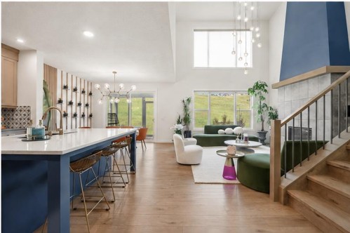 52 Cranbrook Cape Se, Calgary, AB - Indoor