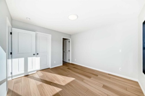 1245 Creekview Drive Sw, Calgary, AB - Indoor Photo Showing Other Room