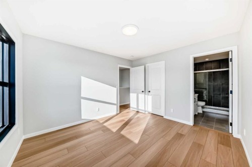 1245 Creekview Drive Sw, Calgary, AB - Indoor Photo Showing Other Room
