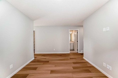 1245 Creekview Drive Sw, Calgary, AB - Indoor Photo Showing Other Room