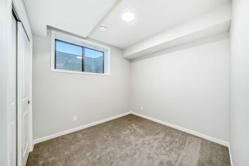 1245 Creekview Drive Sw, Calgary, AB - Indoor Photo Showing Other Room