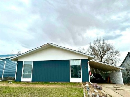14 Spruce Drive  Drumheller, AB T0J 0Y7