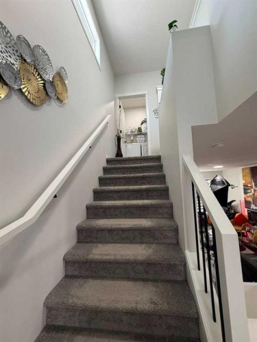 41 Edith Gate Nw, Calgary, AB - Indoor Photo Showing Other Room