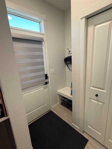 41 Edith Gate Nw, Calgary, AB - Indoor Photo Showing Other Room