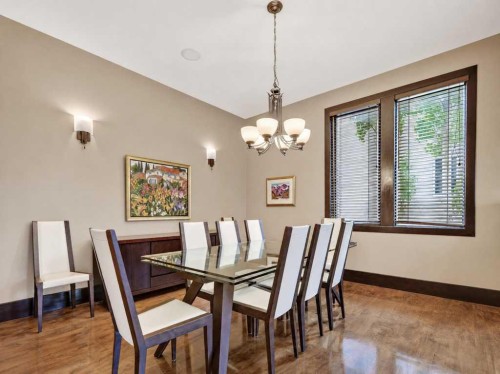 10 Aspen Ridge Way Sw, Calgary, AB - Indoor Photo Showing Dining Room