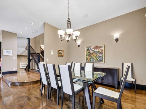 10 Aspen Ridge Way Sw, Calgary, AB - Indoor Photo Showing Dining Room