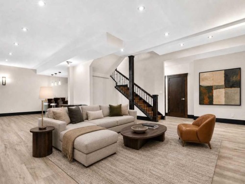 10 Aspen Ridge Way Sw, Calgary, AB - Indoor