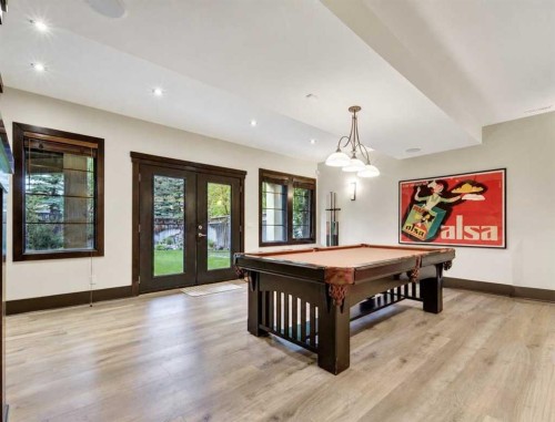 10 Aspen Ridge Way Sw, Calgary, AB - Indoor Photo Showing Other Room