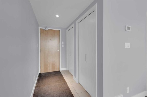 504-1110 11 Street Sw, Calgary, AB - Indoor Photo Showing Other Room