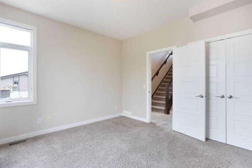 4510 73 Street Nw, Calgary, AB - Indoor Photo Showing Other Room