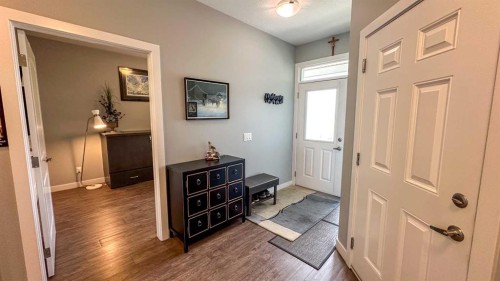 9-610 4 Avenue Sw, Sundre, AB - Indoor Photo Showing Other Room