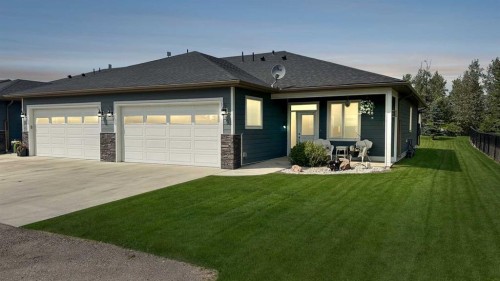 9-610 4 Avenue Sw, Sundre, AB - Outdoor