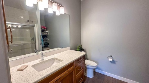 9-610 4 Avenue Sw, Sundre, AB - Indoor Photo Showing Bathroom