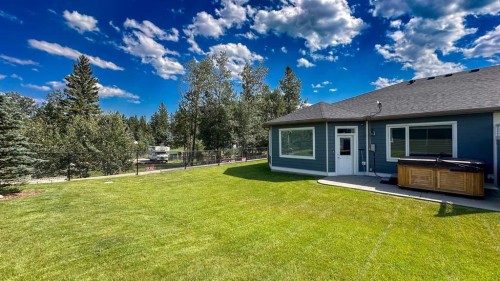 9-610 4 Avenue Sw, Sundre, AB - Outdoor