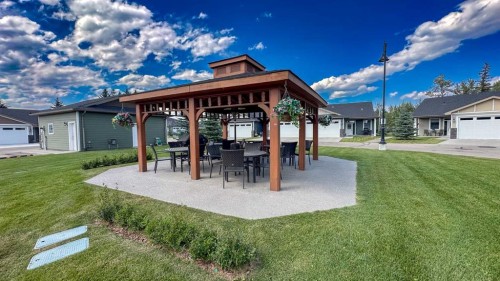 9-610 4 Avenue Sw, Sundre, AB - Outdoor