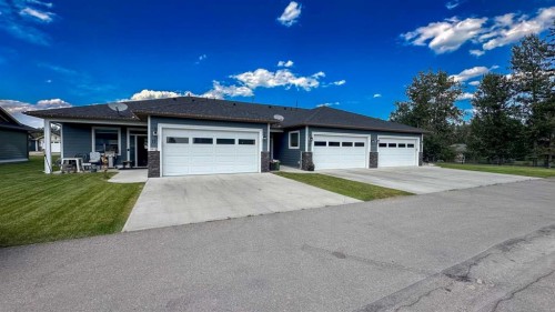 9-610 4 Avenue Sw, Sundre, AB - Outdoor With Facade