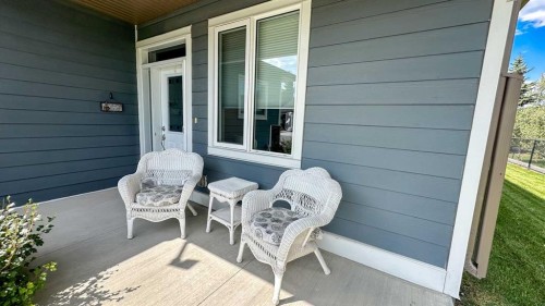 9-610 4 Avenue Sw, Sundre, AB - Outdoor With Exterior