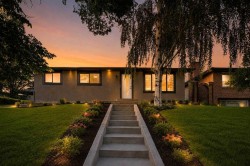 244 Huntridge Road NE Calgary, AB T2K 4B6