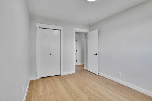 244 Huntridge Road Ne, Calgary, AB - Indoor Photo Showing Other Room