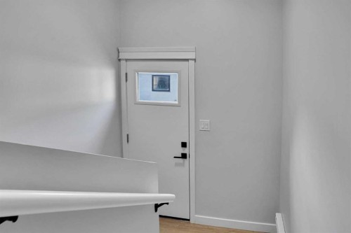 244 Huntridge Road Ne, Calgary, AB - Indoor Photo Showing Other Room