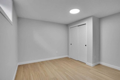 244 Huntridge Road Ne, Calgary, AB - Indoor Photo Showing Other Room